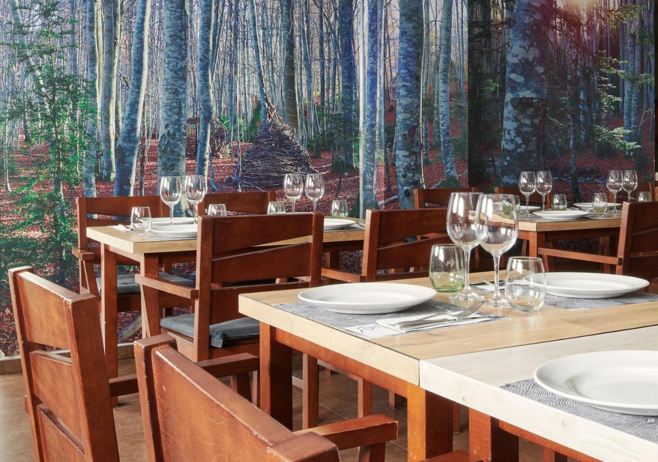 Apartahotel Tres Quinones Sallent de Gállego Eksteriør bilde