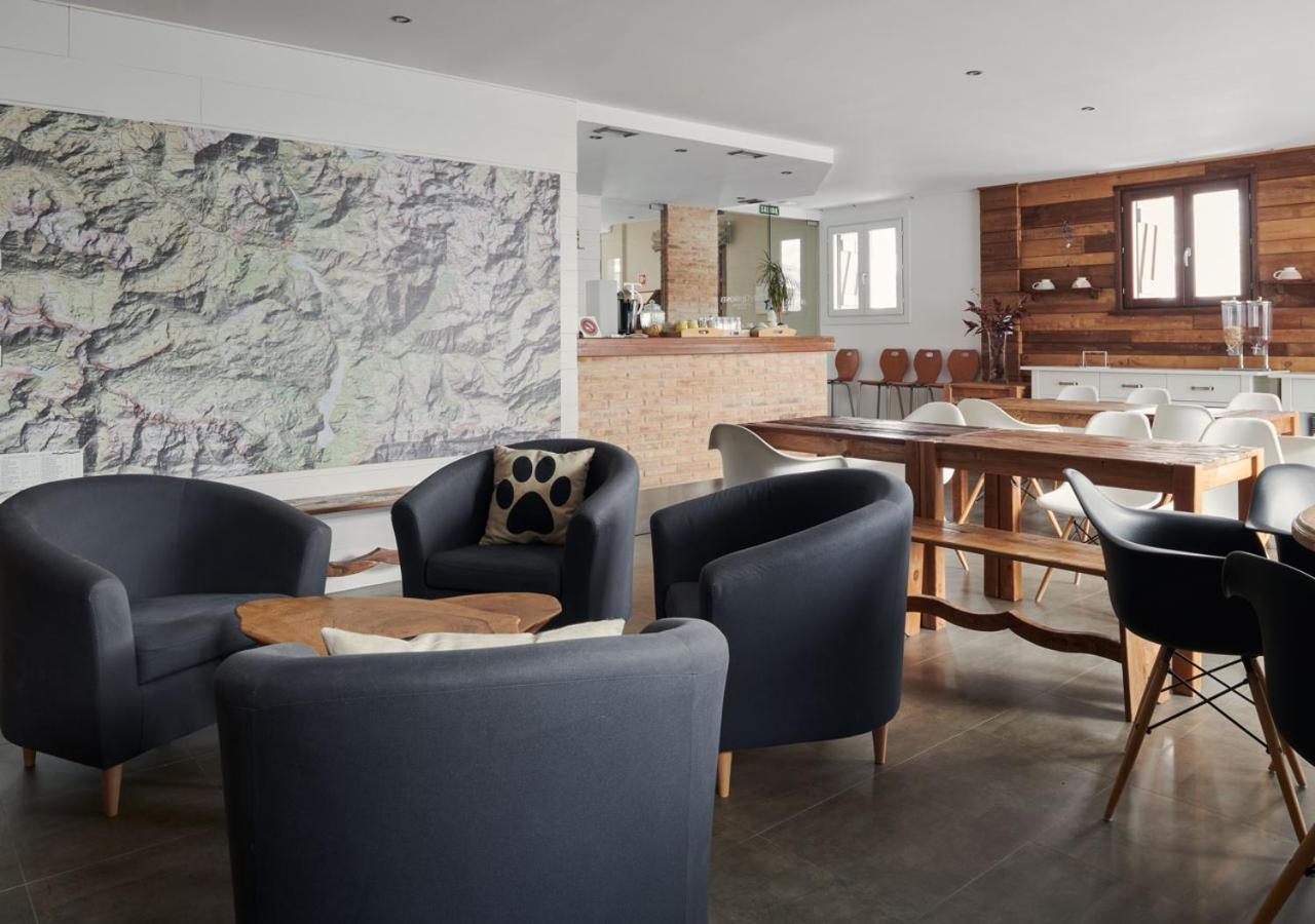 Apartahotel Tres Quinones Sallent de Gállego Eksteriør bilde
