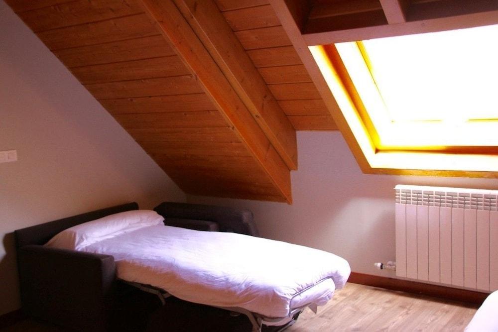 Apartahotel Tres Quinones Sallent de Gállego Eksteriør bilde
